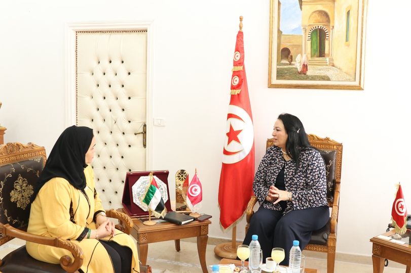 التعاون الثنائي في مجال رعاية كبار السن محور لقاء وزيرة الأسرة بسفيرة الامارات