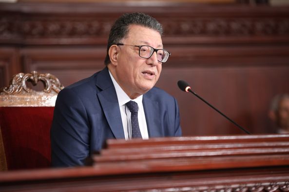 بودربالة: النواب يقومون بدورهم التشريعي والرقابي حسب الوكالة المسندة لهم من قبل الشعب...