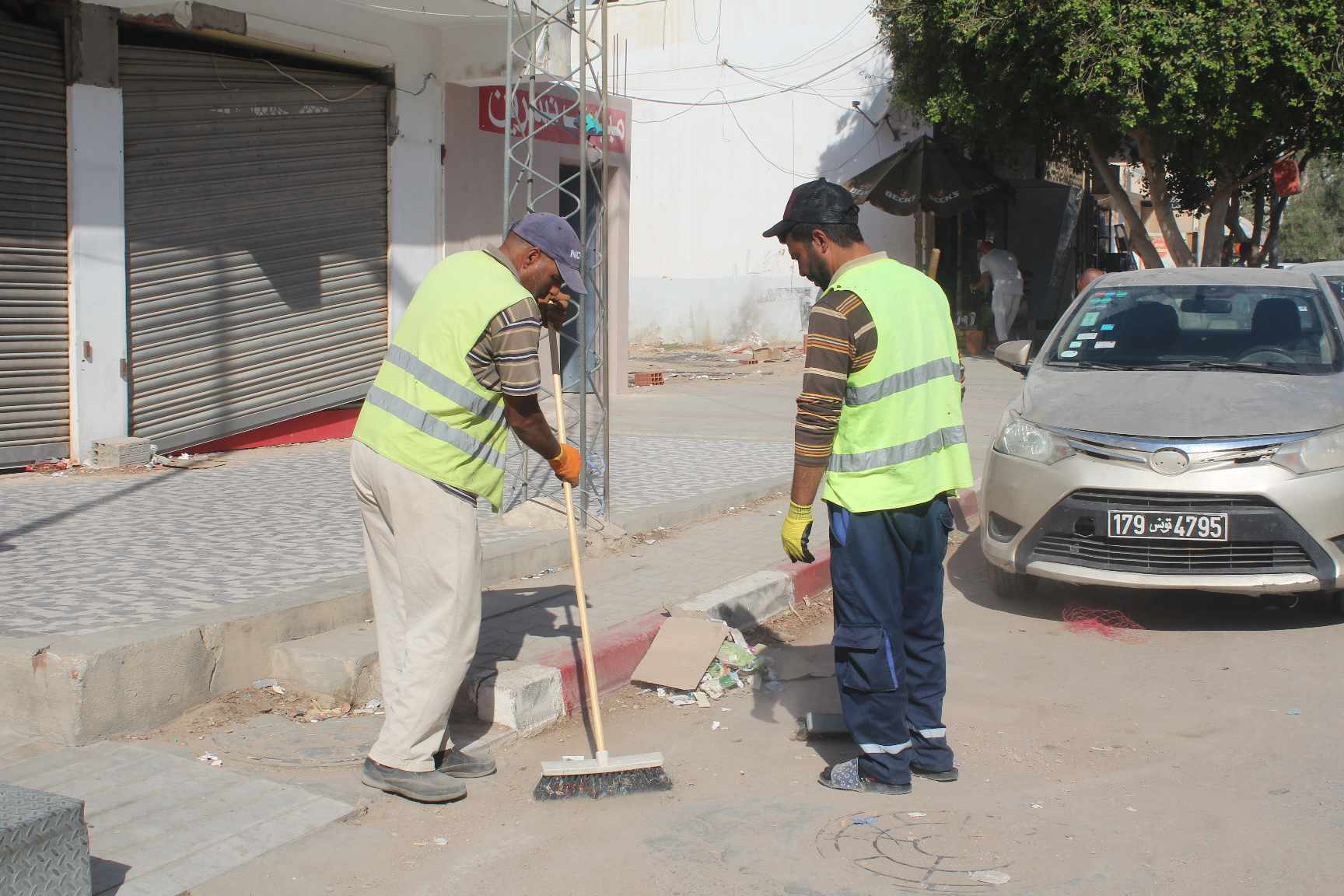 ستتواصل على مدى 3 اشهر ..انطلاق حملة نظافة كبرى بقفصة (صور)