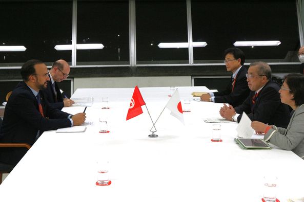 نحو تطوير العلاقات بين تونس واليابان في مجال تكنولوجيات المعلومات والاتصال 