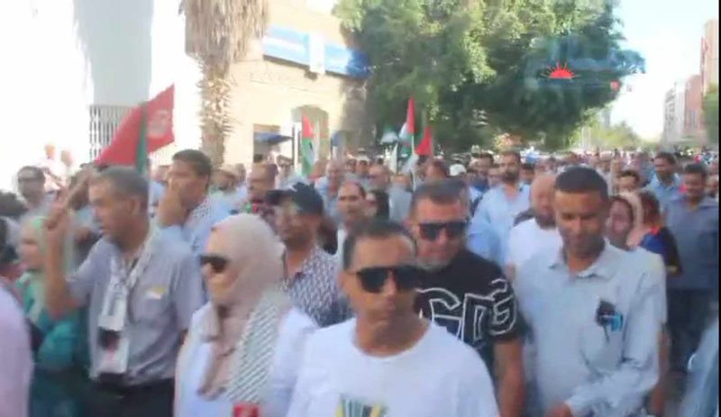 قفصة / إتحاد الشغل ينظم مسيرة مناصرة للشعب الفلسطيني و الفرع الجهوي للمحامين ينفذ وقفة مساندة