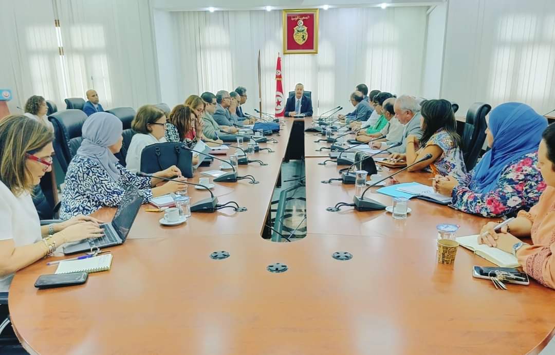 وزارة الصحة.. جلسة عمل تحضيريّة لإرسال قافلة مساعدات صحّية وإنسانيّة