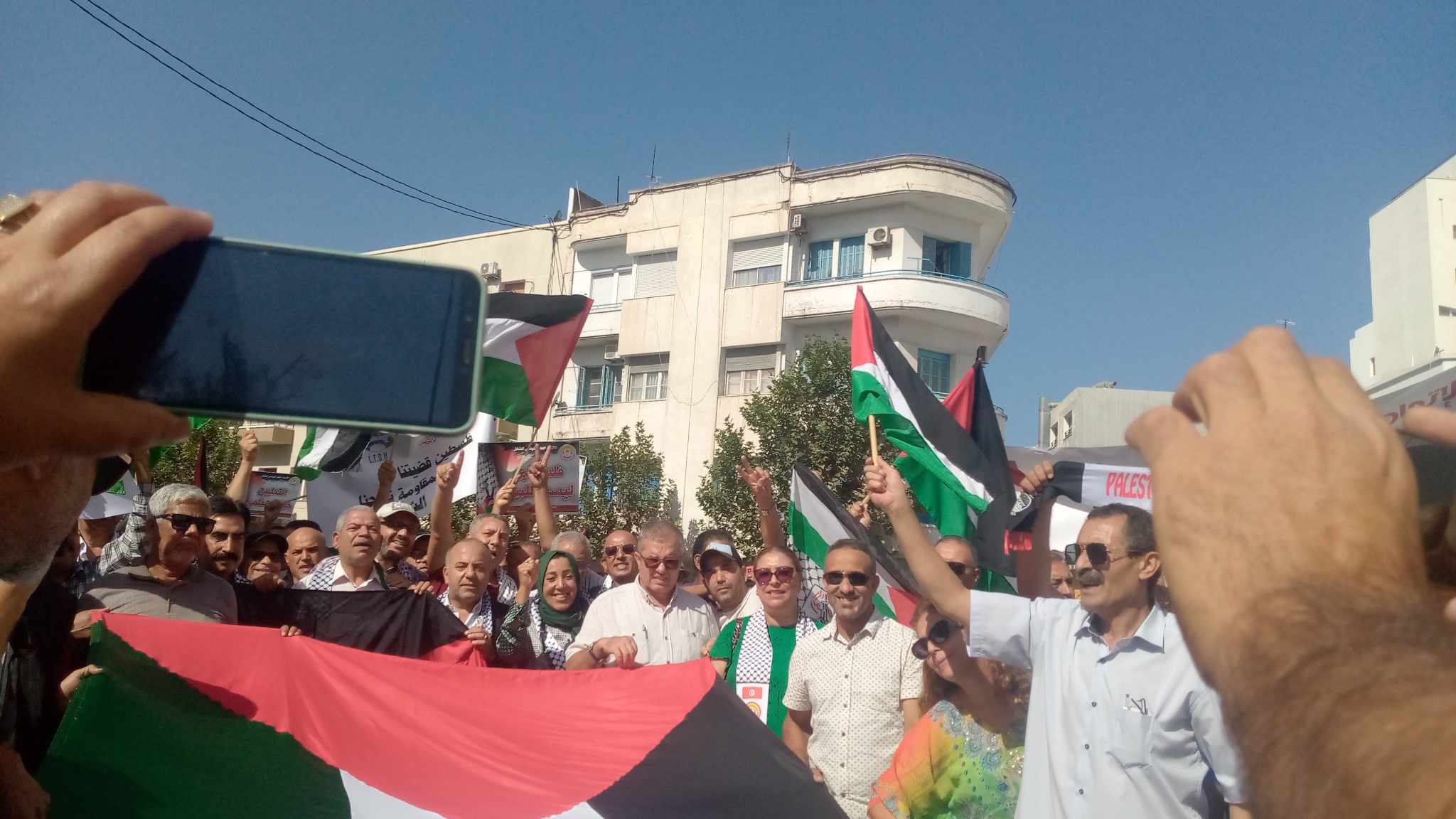 تقدمها الكاتب العام للاتحاد الجهوي للشغل ..مسيرة ببنزرت لدعم المقاومة الفلسطينية 