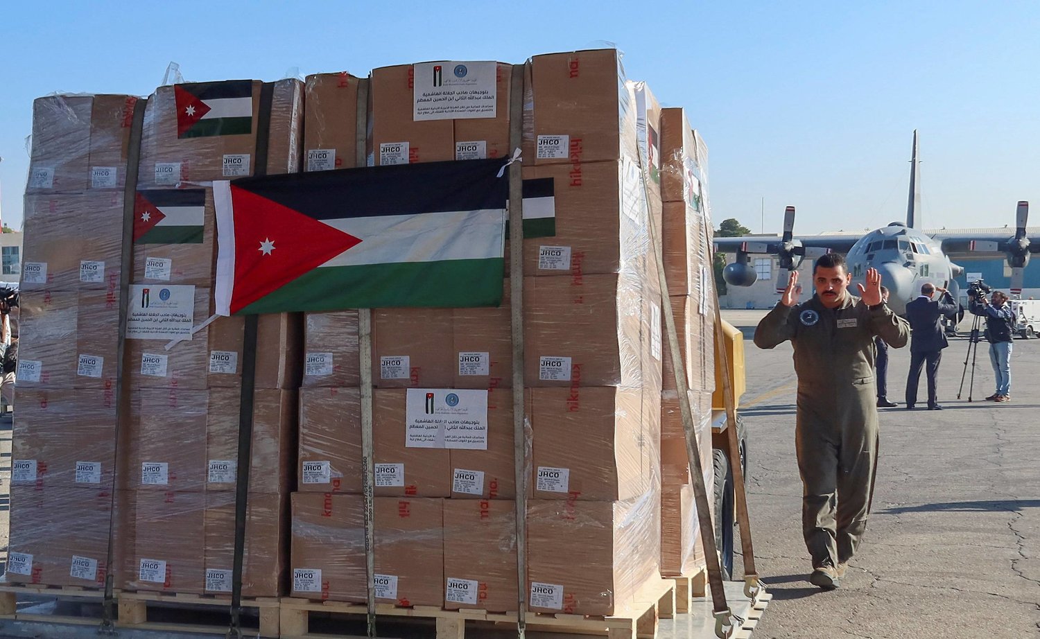 الأردن يرسل أول طائرة إغاثة لغزة عبر مصر