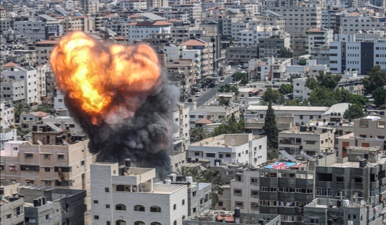  توثيق حقوقي: إسرائيل تقتل 100 طفل يوميا في غزة