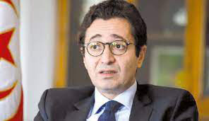 بعد استقالته من "آفاق تونس"..   أي مستقبل سياسي للفاضل عبد الكافي؟