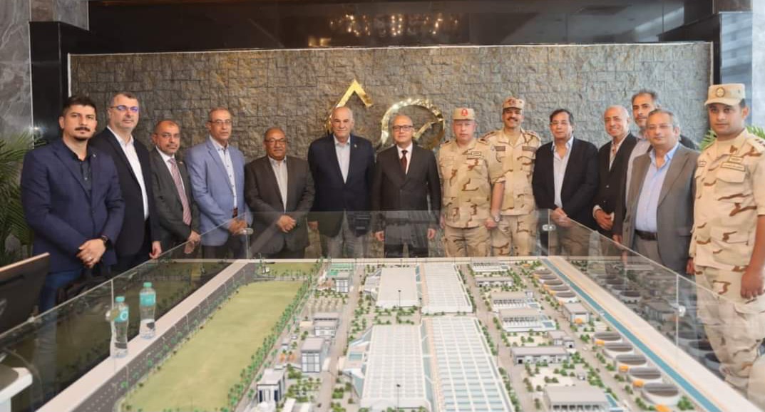  وزير الفلاحة يزور محطة "الدلتا الجديدة" لتحلية المياه بمصر