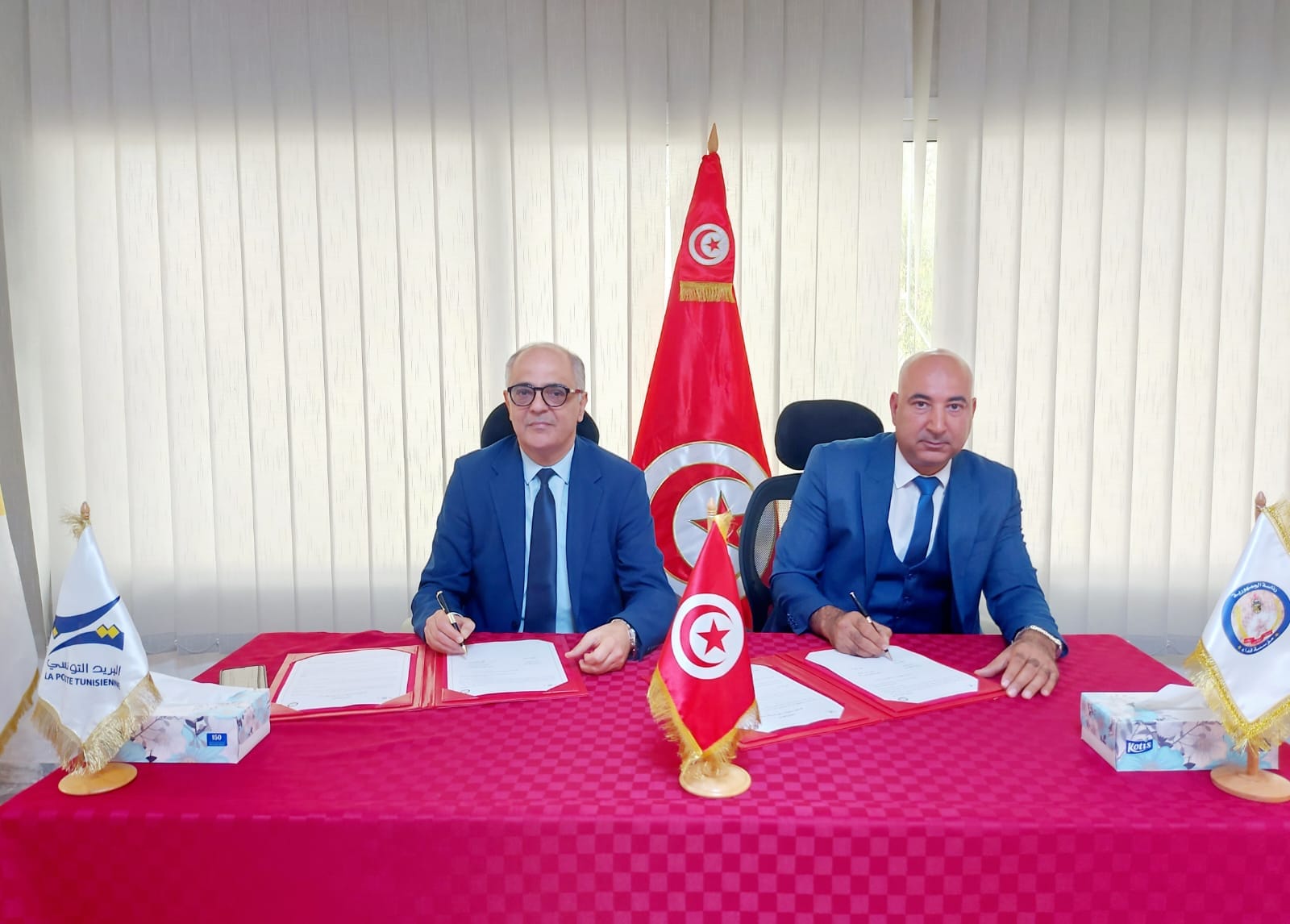 إمضاء اتفاقية شراكة بين البريد التونسي ومؤسسة فداء.. التفاصيل
