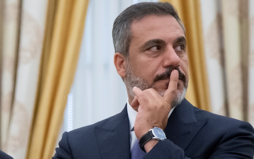 وزير الخارجية التركي يبحث مع نظرائه في مصر والأردن العدوان على غزة...