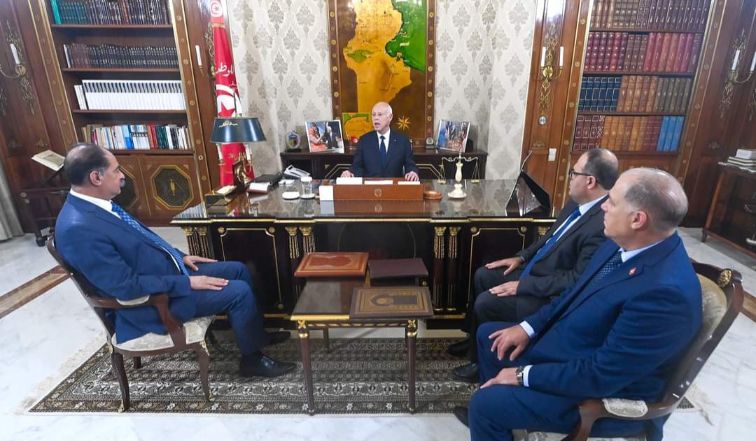 سعيد يشيد  بالشعور العميق بالمسؤولية لدى المواطنين للمساهمة في مواجهة كل ما يهدّد أمن تونس