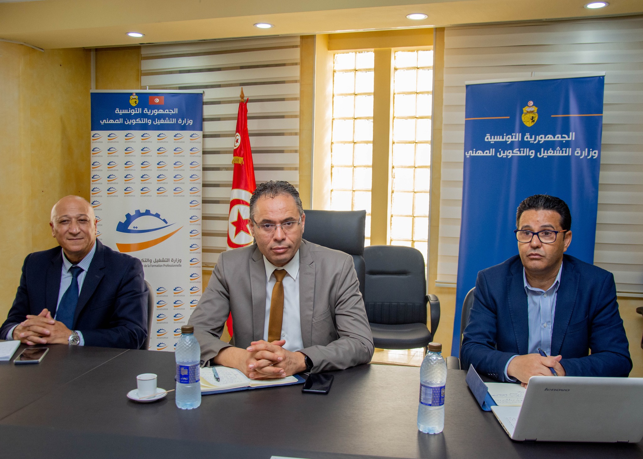 مشروع "الفرصة الجديدة": جلسة عمل حول مدى تنفيذ البرامج بين وزارة التشغيل والوكالة الفرنسية للتنمية