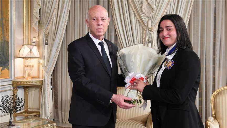 قيس سعيد : احيي أنس جابر على مواقفها الوطنية الشجاعة 