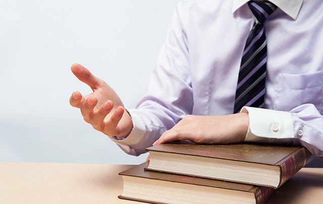 تقطع.. غياب أساتذة في بعض الاختصاصات ومقاطعة للدروس!..   العائلات تحت الضغط العالي للامتحانات