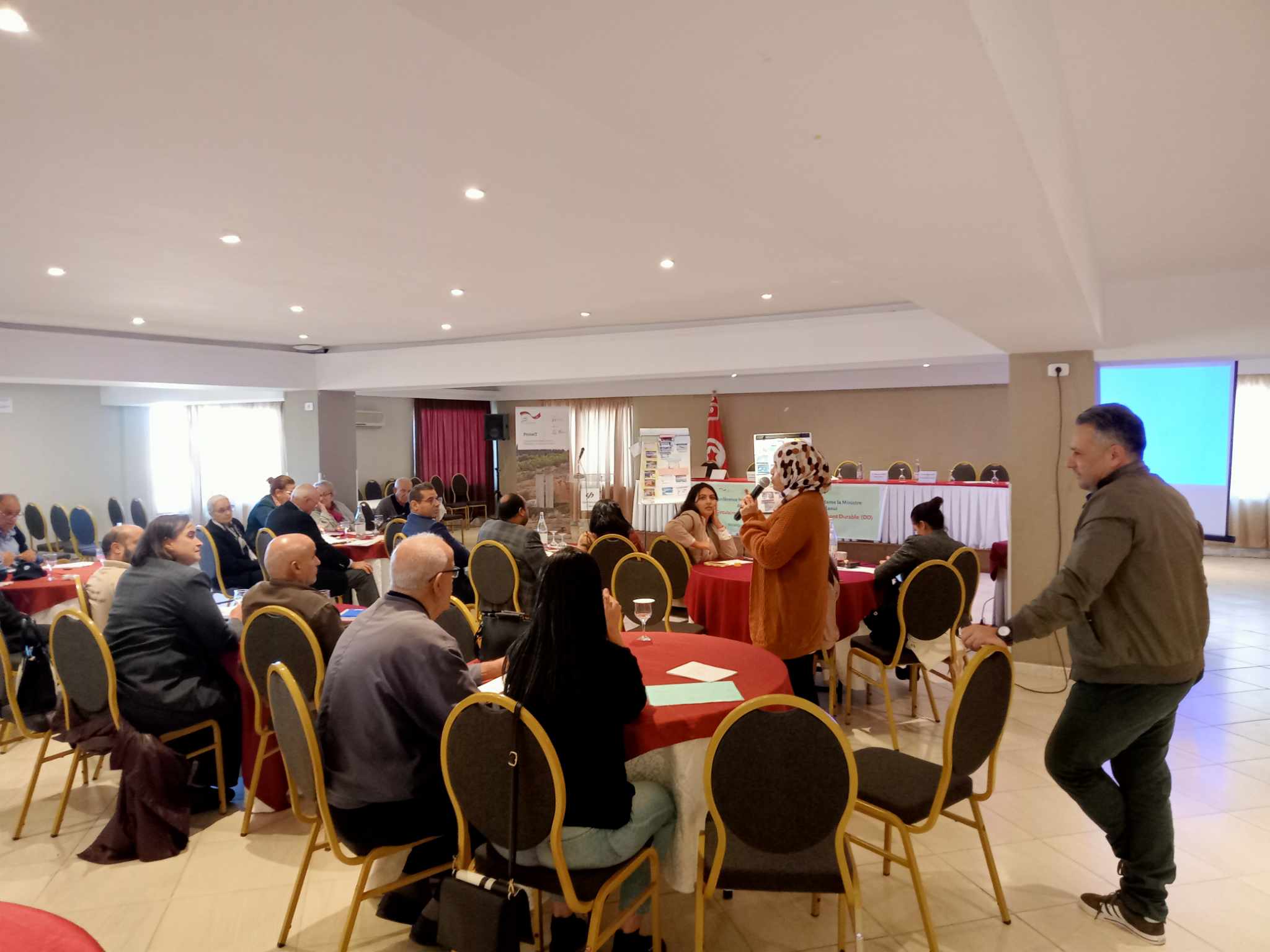   المنسق الوطني لمشروع حماية المناخ لـ"الصباح نيوز":الاقتصاد الدائري منوال تنموي جديد..وصغنا توصيات لقمة المناخ بدبي