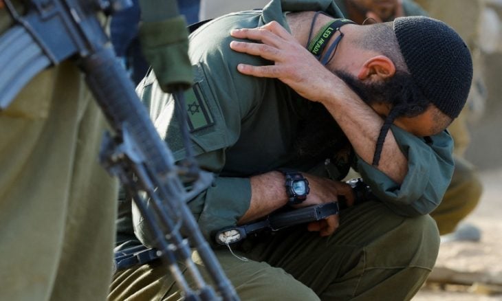 جيش الاحتلا.  .ل يقيل ضابطين بعد تراجعهما في معركة أمام مقاتلي حما..س بشمال غز. ة