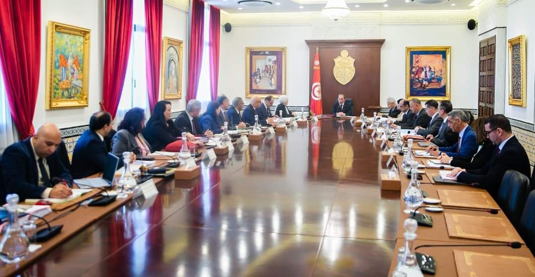 مجلس الوزراء يوافق على عدد من مشاريع القوانين والأوامر