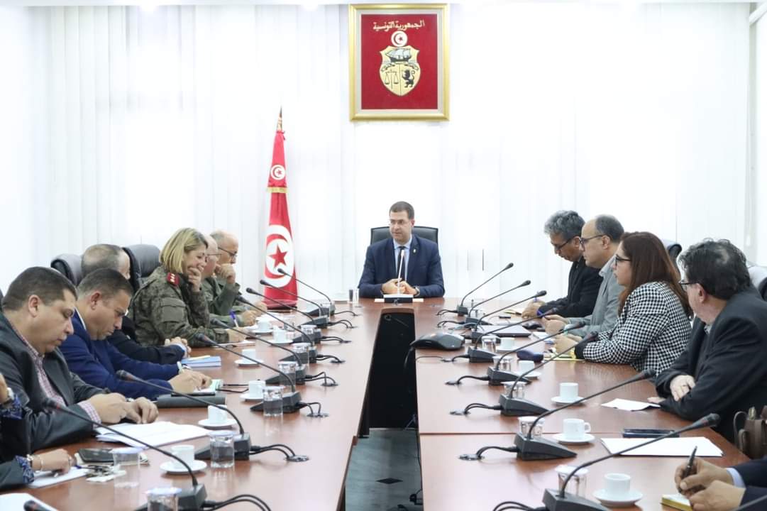 الاستعدادات لاستقبال الجرحى الف.لسطينيين محور  جلسة عمل بوزارة الصحة