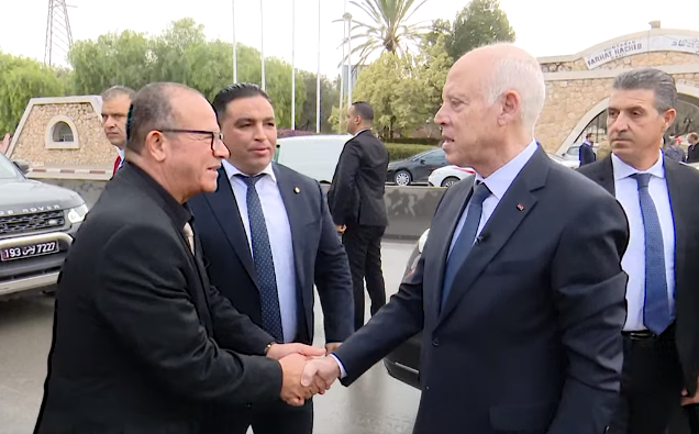 بالفيديو / رئيس الجمهورية يدشن نصب تذكاري في المكان الذي اغتيل فيه حشاد 