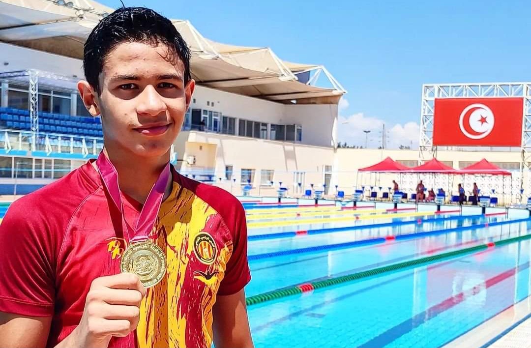  رامي الرحموني يهدي تونس الذهبية الأولى في بطولة افريقيا للسباحة 