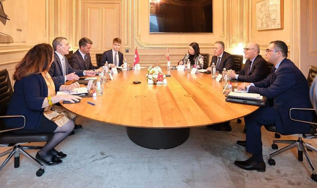 وزير الخارجية من سويسرا: تونس تولي الاولوية المطلقة للتسريع في مسار استرجاع الأموال المنهوبة