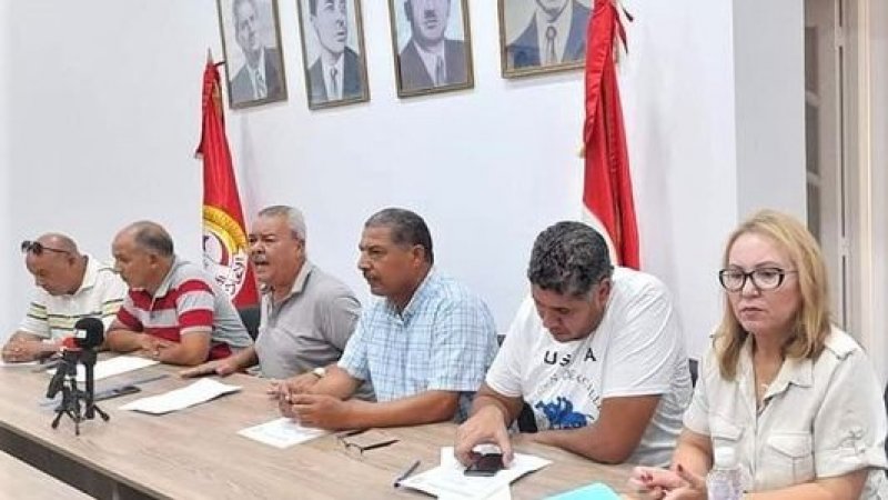 تجميد عضو ونحو سحب المهام من اثنين آخرين..    مخاض جامعة الأساسي يفرز تحويرا في المسؤوليات .. !