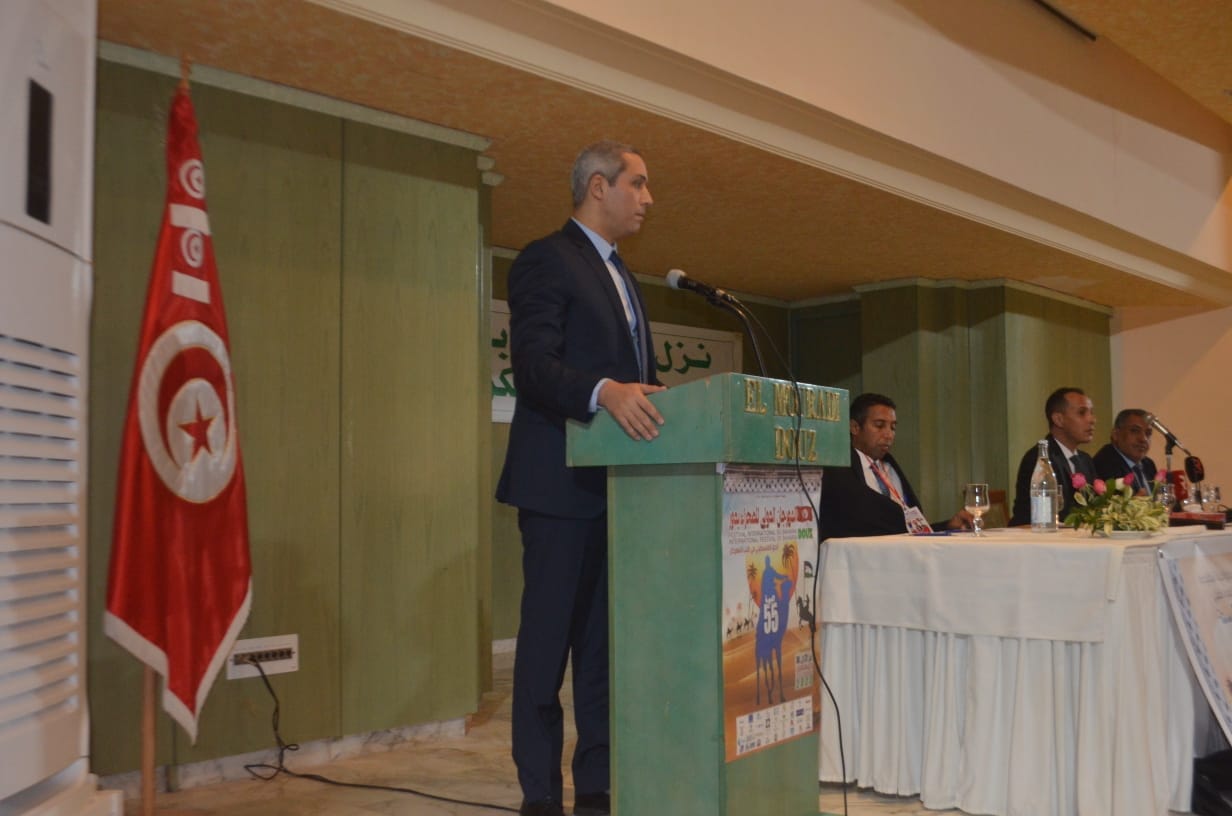 وزير السياحة : الاستثمار بدوز له أهمية في دفع المشهد السياحي بالجنوب التونسي