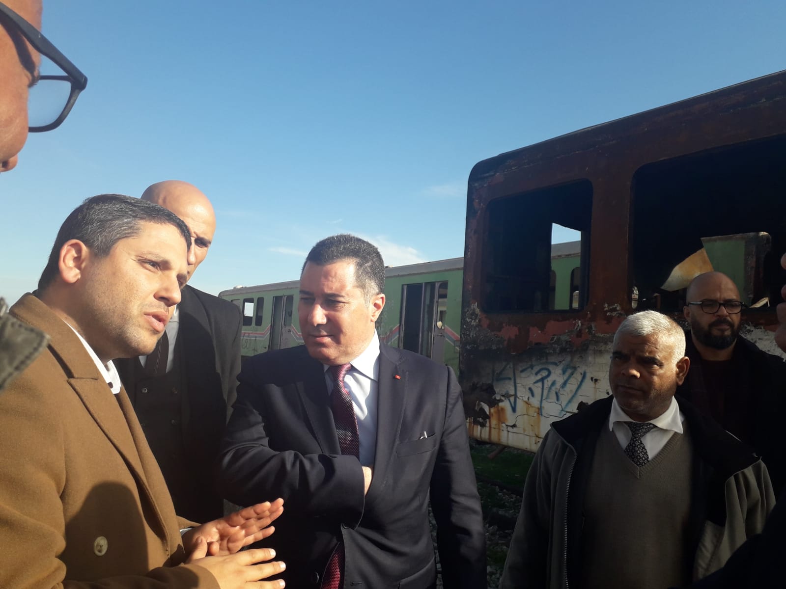 على هامش زيارته لنابل.. وزير النقل يكشف برنامج التصرف في القطارات والمعدات القديمة