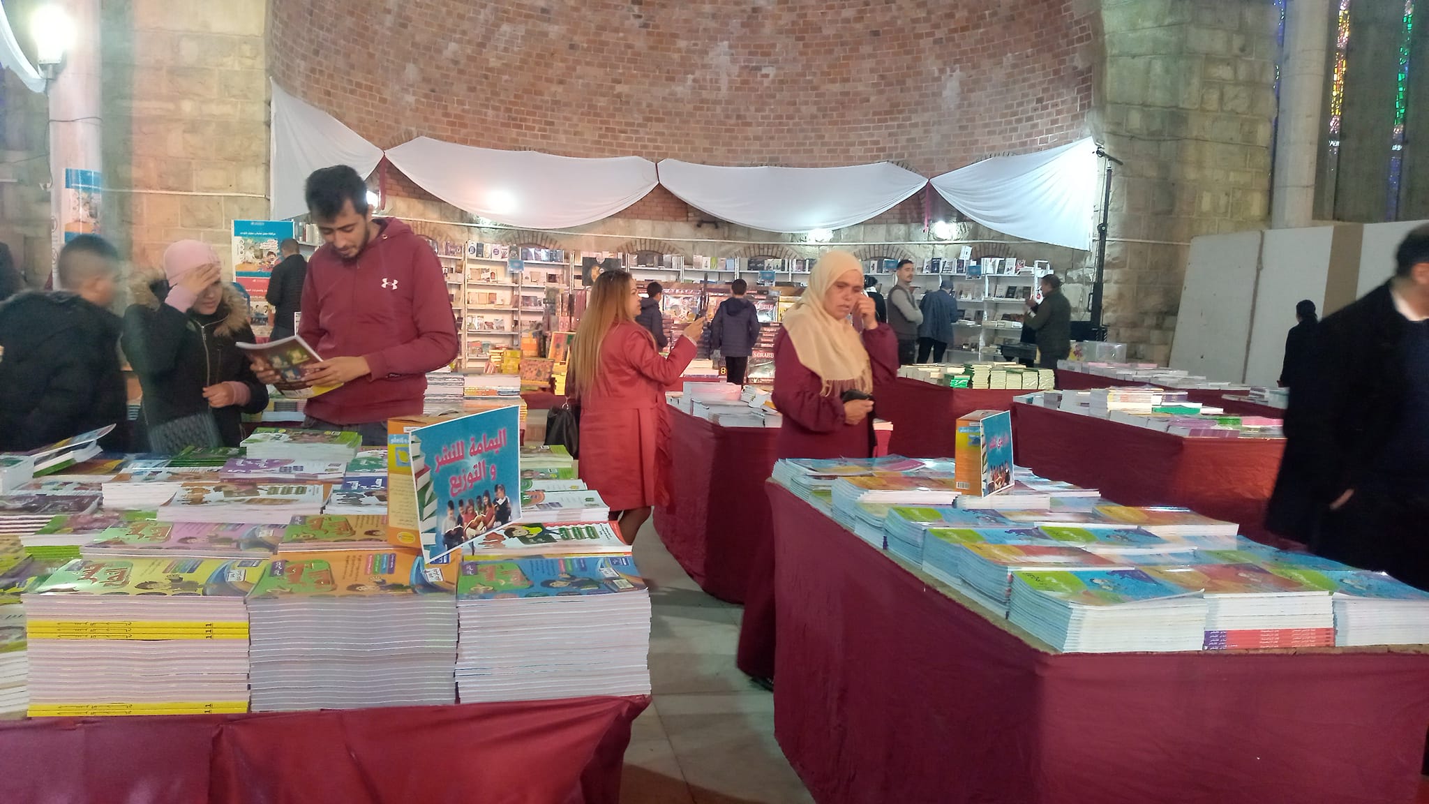 افتتاح معرض بنزرت للكتاب و90 دار نشر في الموعد