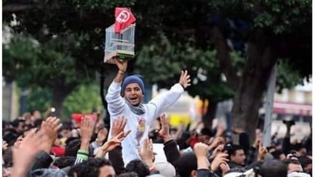 محطات 14 جانفي..   من الاحتفاء بسقوط "الديكتاتورية" إلى سياسة "الغنيمة" الحزبية !