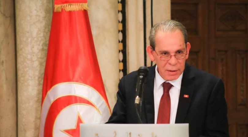 رئيس الحكومة يشجع المنتخب التونسي من أجل التألق في كأس افريقيا