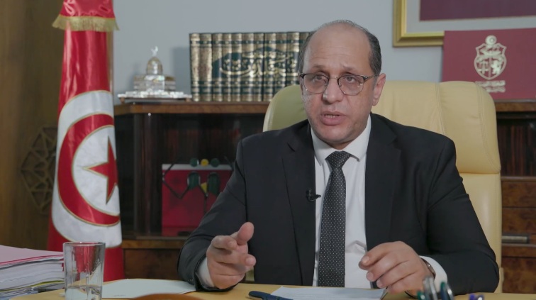 وزير الشؤون الاجتماعية مالك الزاهي لـ "الصباح":  الصناديق الاجتماعية رفعت في قيمة قروض السيارة.. والمسكن.. والشخصية ستشمل المتقاعدين