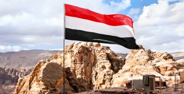 الحوثيون يُمهلون الأمريكيين والبريطانيين شهرا لمغادرة اليمن
