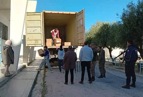 جندوبة..وصول المواد الانتخابية إلى المخزن الجهوي لهيئة الانتخابات