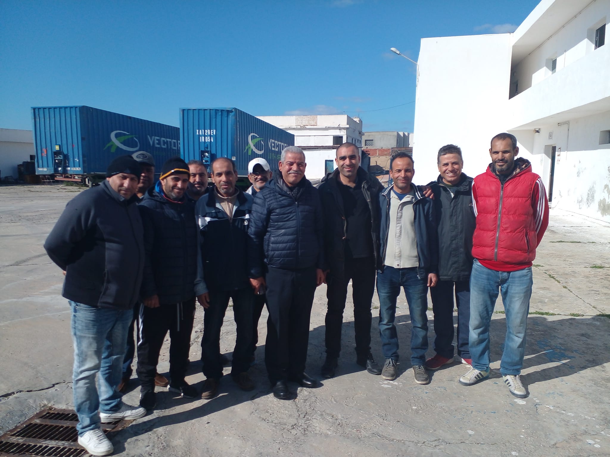 الكاتب العام للاتحاد الجهوي للشغل ببنزرت يكشف تفاصيل عودة النشاط في مصنع سيكوفريب الكاتب العام للاتحاد الجهوي للشغل ببنزرت يكشف تفاصيل عودة النشاط في مصنع سيكوفريب