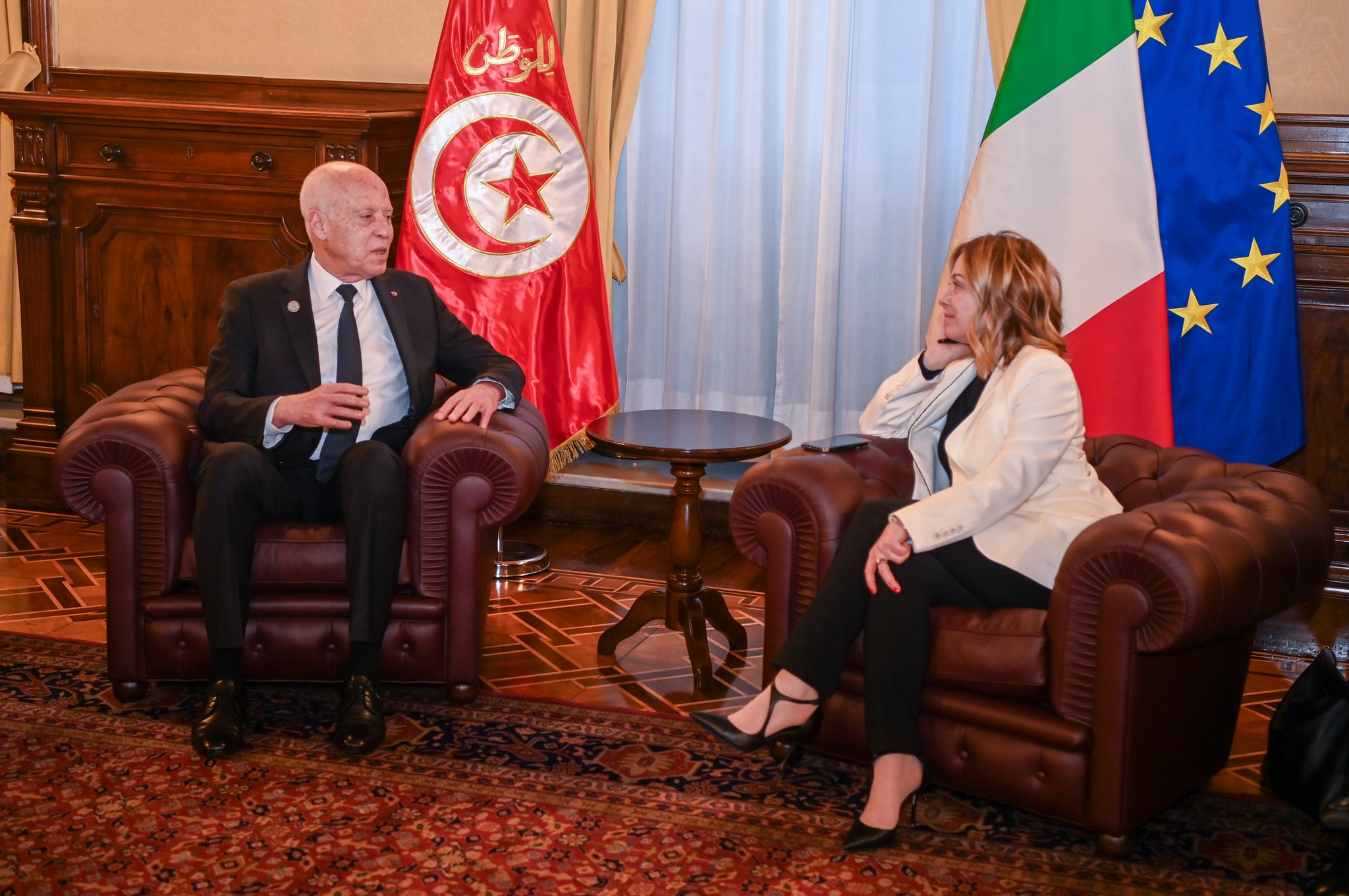 على هامش مشاركة سعيد في  القمة "الإيطالية- الإفريقية"..   ميلوني تعلن عن عدد من المشاريع في تونس