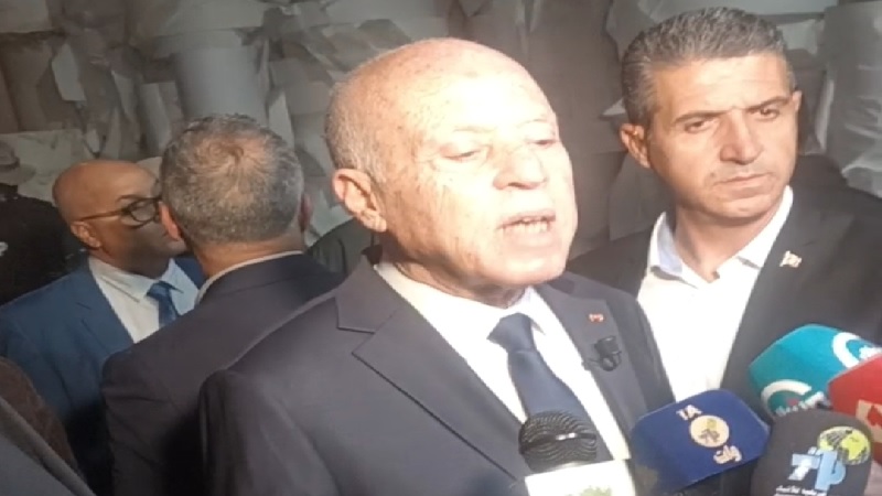  سعيد خلال زيارته لمصنع الحلفاء بالقصرين:  لابد من التطهير لتبقى المؤسسات عمومية