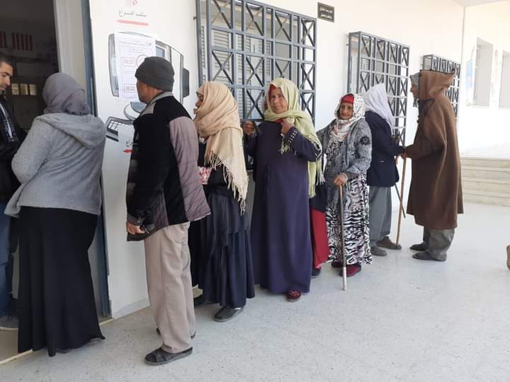 القيروان.. إنطلاق عمليات التصويت في 139 مركز إقتراع