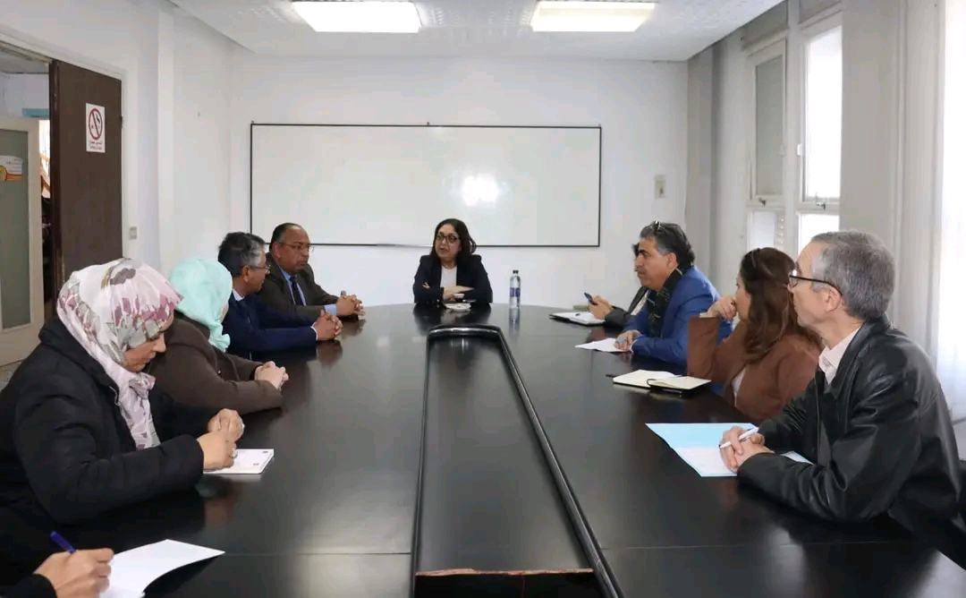 دعت إلى إعادة فتح نقاط البيع.. وزيرة التجارة في زيارة إلى شركة اللحوم بالوردية 