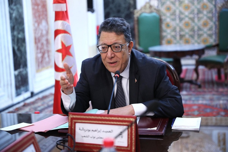 رئيس البرلمان يشرف على اجتماع مكتب المجلس 