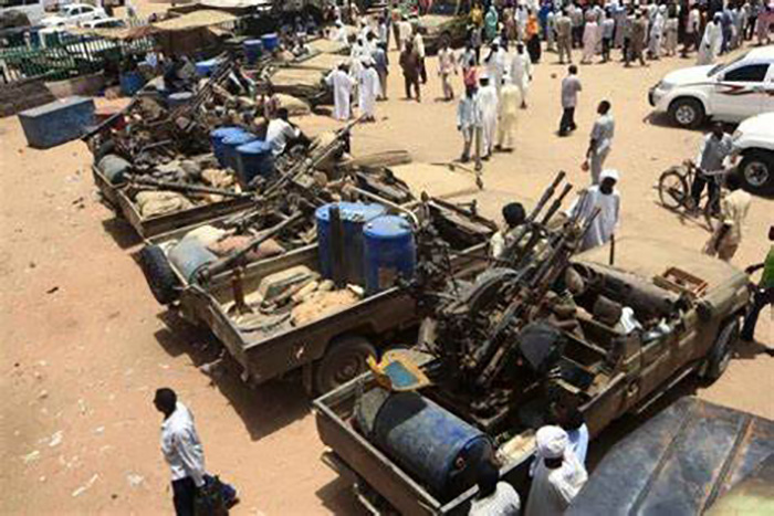 بعد تزايد حالات الاغتصاب.. الجيش السوداني يدرب النساء على استخدام الأسلحة