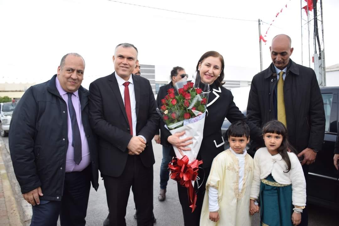 إبان تسليمها 86 مسكنا اجتماعيا بقبلاط ..وزيرة التجهيز والإسكان تدعو الى احكام اعداد قائمات المنتفعين