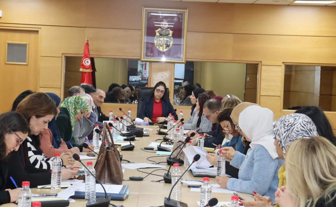  بهدف توحيد الموقف التونسي..اجتماع  اللجنة الوطنية المكلفة بالعلاقات مع المنظمة العالمية للتجارة