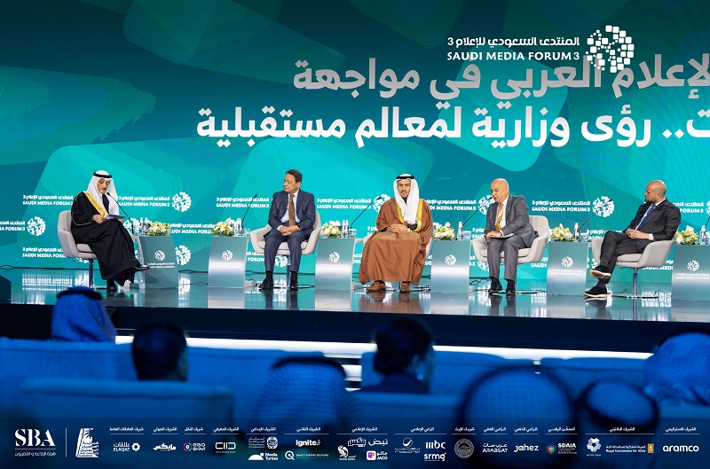 تتسارع بشكل كبير..   كيف استعد الإعلام العربي لمواجهة ثورة الذكاء الاصطناعي؟