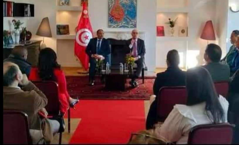  وزير الخارجية : الوزارة عازمة على مزيد الإحاطة بالتونسيين بالخارج والارتقاء بمستوى الخدمات القنصلية
