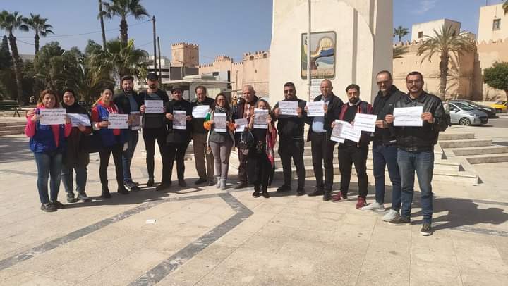  في اليوم العالمي للتضامن مع الصحفيين الفلسطنيين ..صحفيو صفاقس  ينفذون وقفة تضامنية