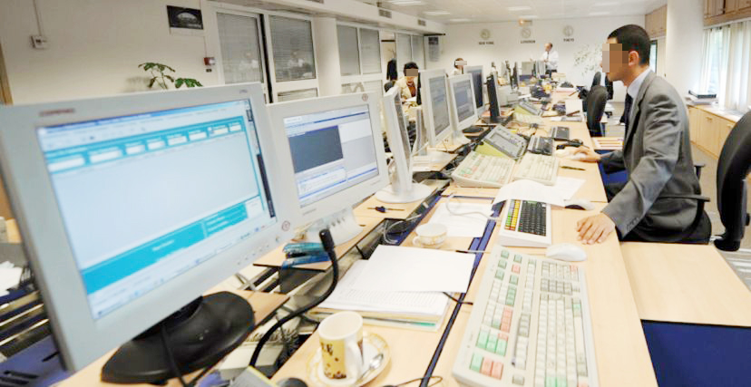 بعد إحالة "قانون الوظيفة العمومية" على البرلمان..    اتحاد الشغل يحذر.. ونواب يدعون إلى تشريك كل الأطراف