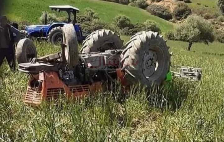 بعد أسبوع من زواجه.. وفاة شاب إثر إنقلاب جرار فلاحي