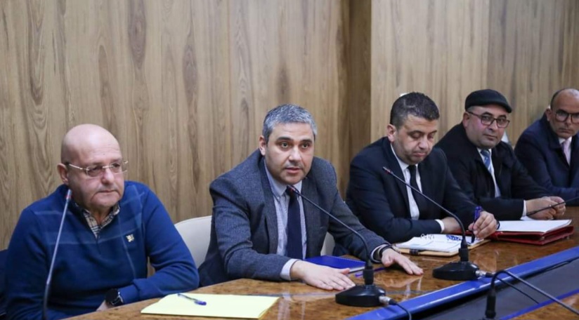 جلسة عمل بين وزارة الشباب والرياضة والجامعة التونسية لكرة القدم