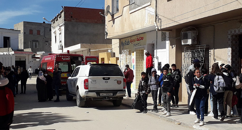 طبربة .. روائح كريهة تكشف عن تعفن جثة سبعيني داخل منزل مغلق..