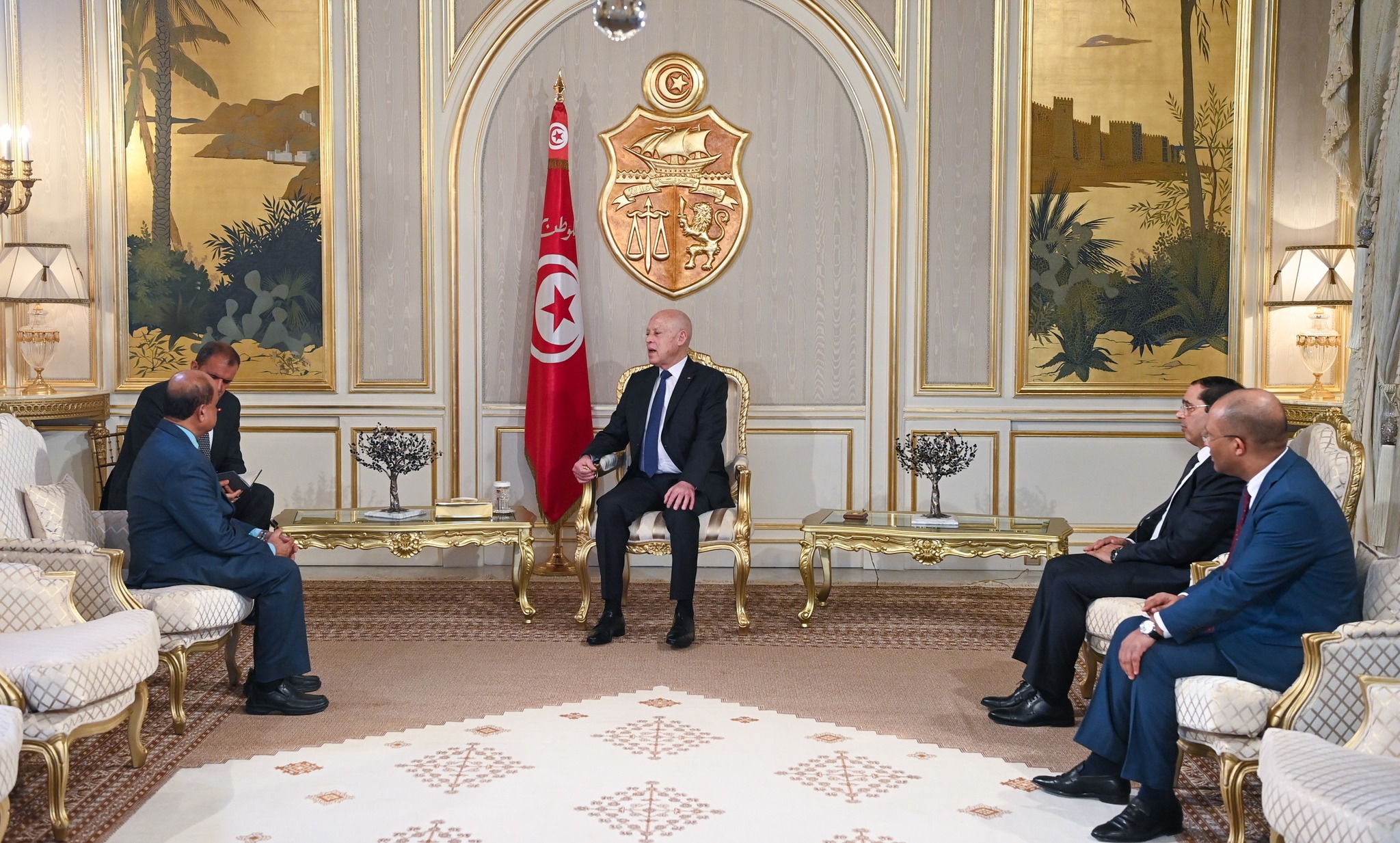 رئيس الجمهورية يُسلّم أوراق اعتماد سفراء جُدد غير مقيمين بتونس 